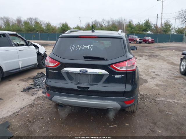 1FMCU9J93FUA46695 Ford Escape Titanium