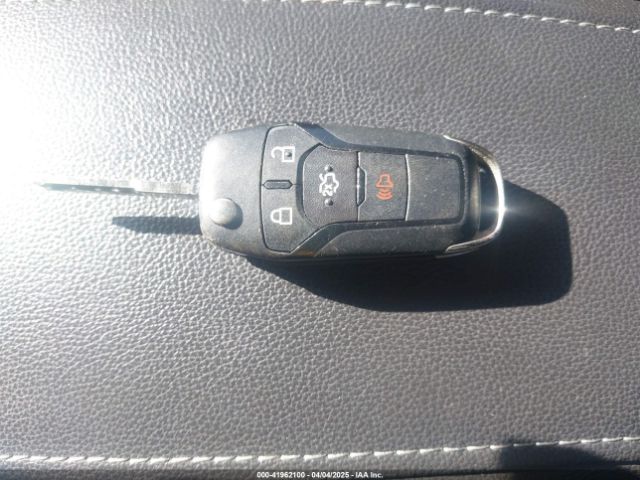 1FA6P0HD4G5106838 Ford FUSION SE