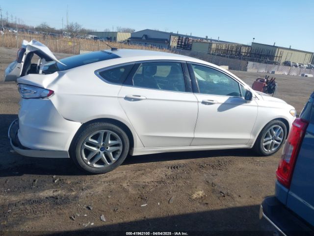 1FA6P0HD4G5106838 Ford FUSION SE