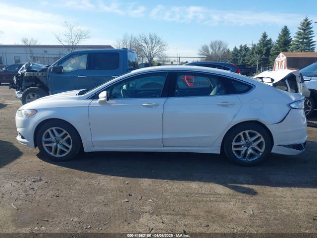 1FA6P0HD4G5106838 Ford FUSION SE