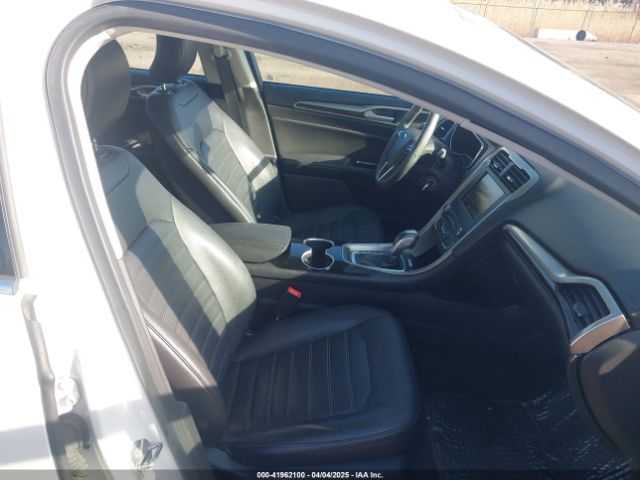 1FA6P0HD4G5106838 Ford FUSION SE