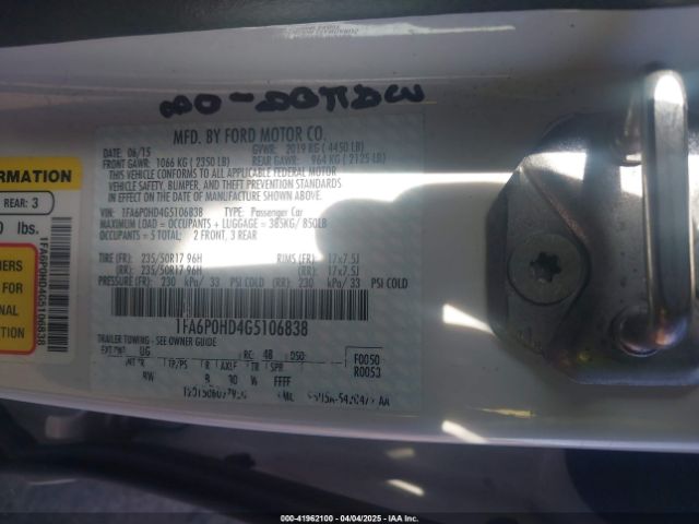 1FA6P0HD4G5106838 Ford FUSION SE