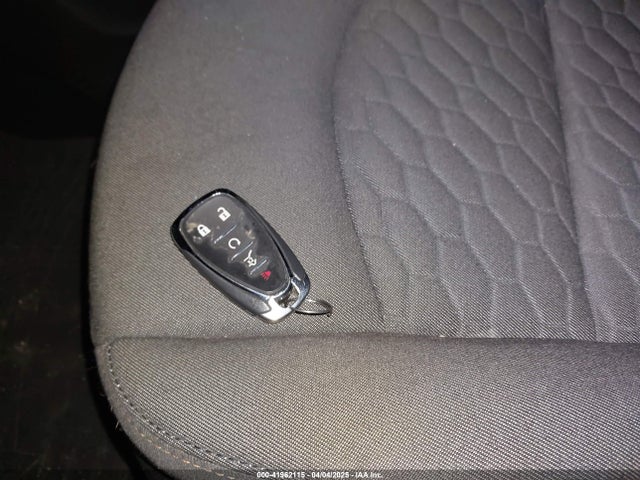 2GNAXVEX9K6200704 Chevrolet EQUINOX LT