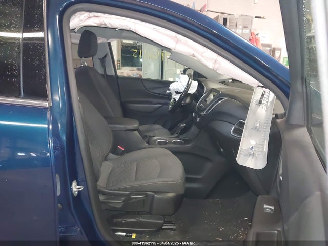 2GNAXVEX9K6200704 Chevrolet EQUINOX LT