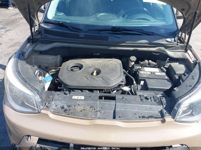 KNDJP3A53F7195085 KIA SOUL +