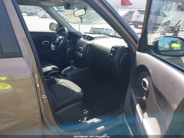 KNDJP3A53F7195085 KIA SOUL +