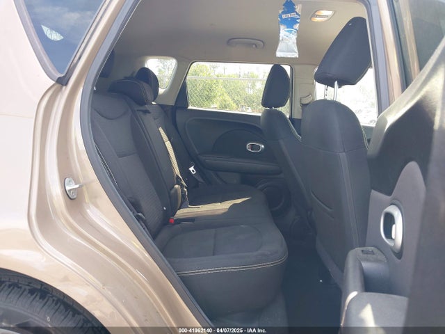 KNDJP3A53F7195085 KIA SOUL +