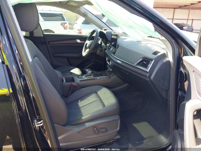 2022 AUDI Q5 WA1EAAFY8N2019875 Photo 4