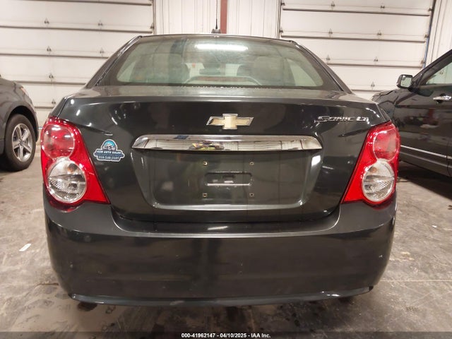 1G1JC5SH4F4163515 Chevrolet Sonic Lt Auto