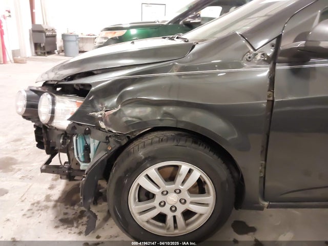1G1JC5SH4F4163515 Chevrolet Sonic Lt Auto