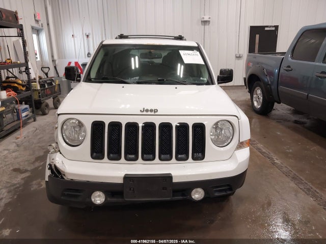 1C4NJPFB8ED717749 Jeep Patriot Latitude