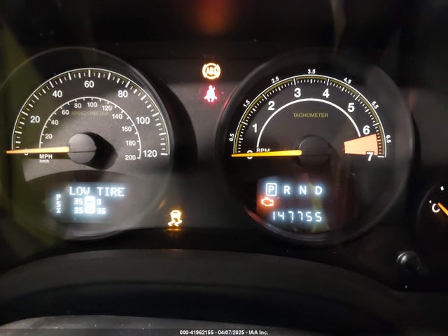 1C4NJPFB8ED717749 Jeep Patriot Latitude