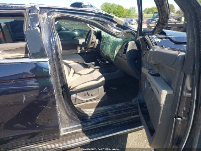1FMJU1HT1MEA60855 Ford Expedition Xlt
