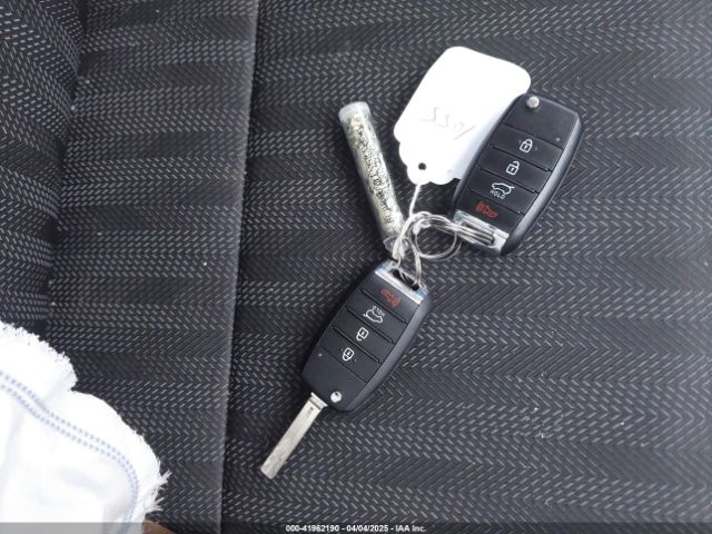 KNDPM3AC8K7591055 KIA Sportage Lx