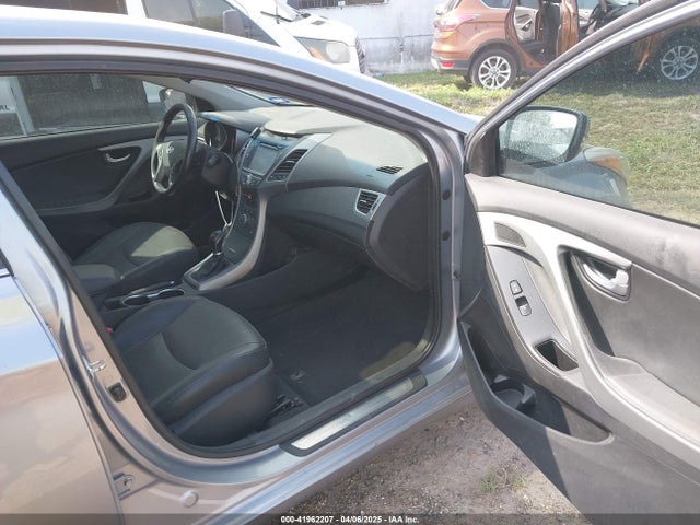 5NPDH4AE1FH607709 Hyundai Elantra Limited