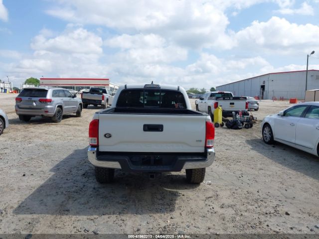 3TMAZ5CN8HM045727 Toyota Tacoma Sr5 V6