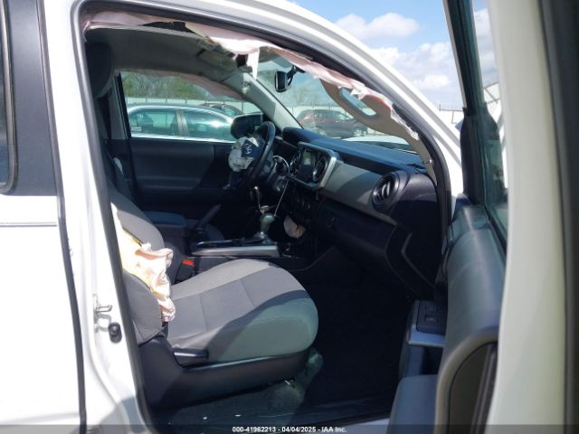 3TMAZ5CN8HM045727 Toyota Tacoma Sr5 V6