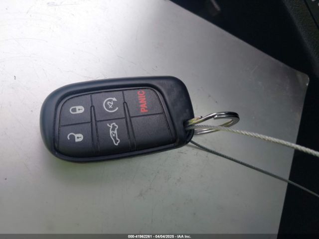 2C3CDZJG6PH695225 Dodge Challenger Gt