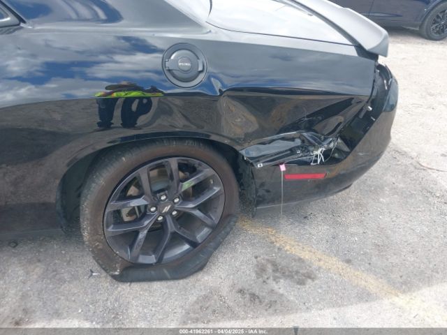 2C3CDZJG6PH695225 Dodge Challenger Gt