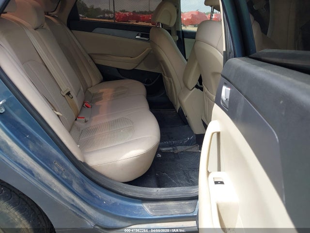 5NPE24AFXHH587980 Hyundai SONATA SE