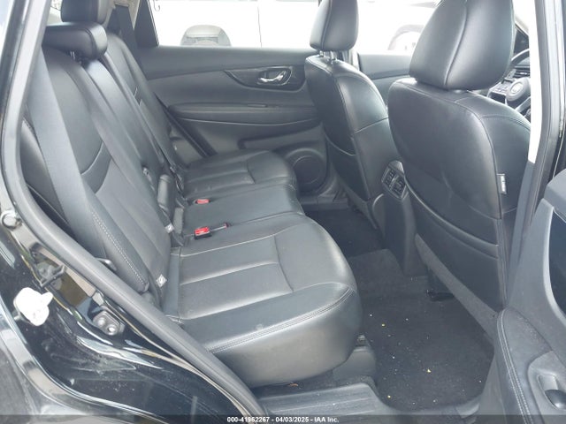 5N1AT2MT8HC773039 Nissan Rogue Sl