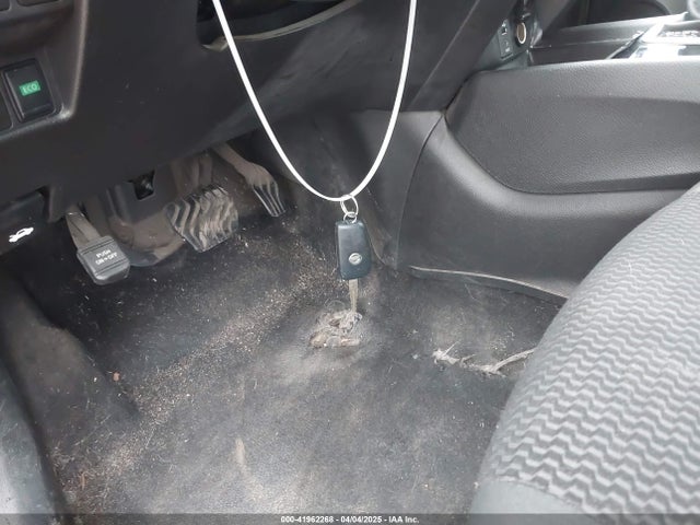 JN1BJ1CP0JW162961 Nissan Rogue Sport S
