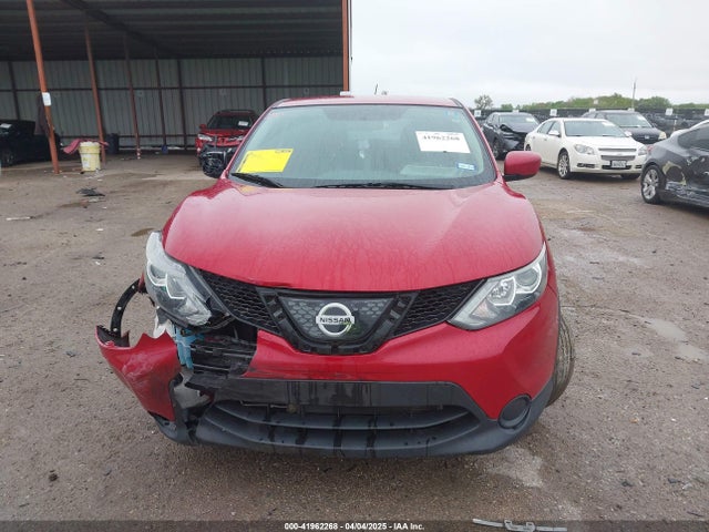 JN1BJ1CP0JW162961 Nissan Rogue Sport S