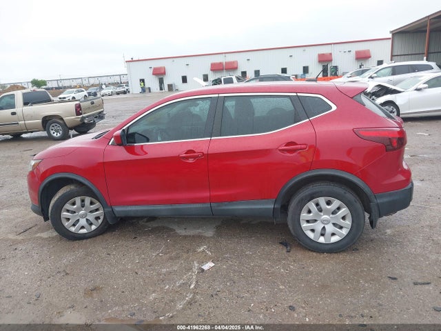 JN1BJ1CP0JW162961 Nissan Rogue Sport S