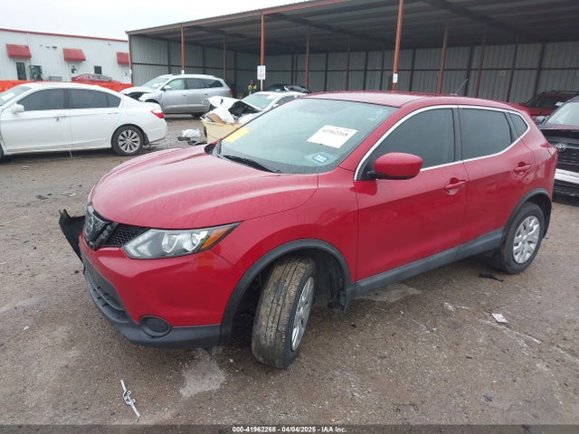 JN1BJ1CP0JW162961 Nissan Rogue Sport S