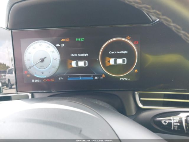 KMHLS4AG1PU415658 Hyundai ELANTRA SEL