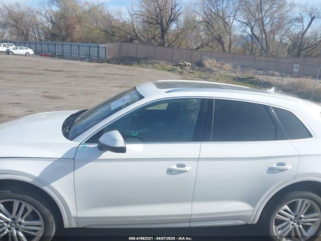 WA1CNAFYXJ2027305 Audi Q5 2.0t Premium/2.0t Tech Premium