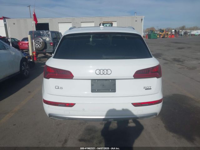 WA1CNAFYXJ2027305 Audi Q5 2.0t Premium/2.0t Tech Premium