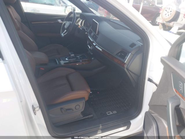 WA1CNAFYXJ2027305 Audi Q5 2.0t Premium/2.0t Tech Premium