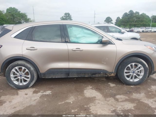 1FMCU0G69LUB30539 Ford ESCAPE SE