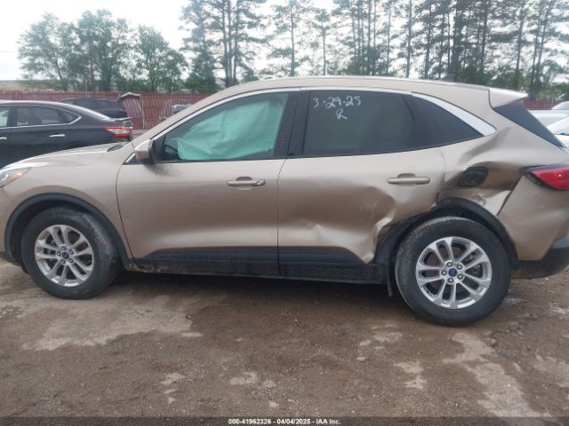 1FMCU0G69LUB30539 Ford ESCAPE SE