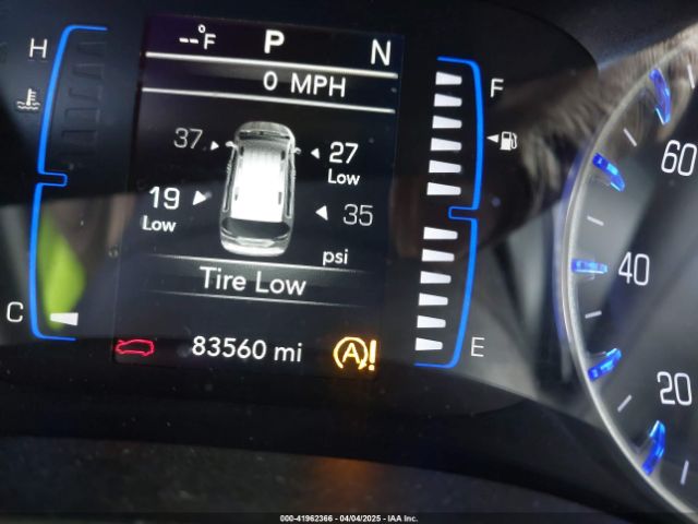 2C4RC1CG0MR587275 Chrysler Voyager Lx