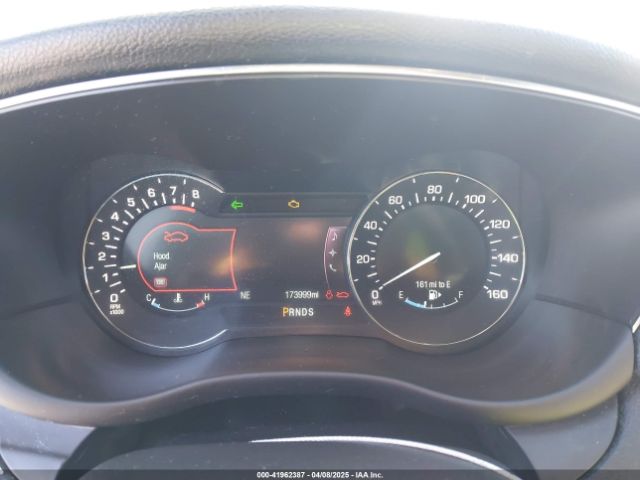 5LMCJ2C96GUJ00891 Lincoln MKC SELECT