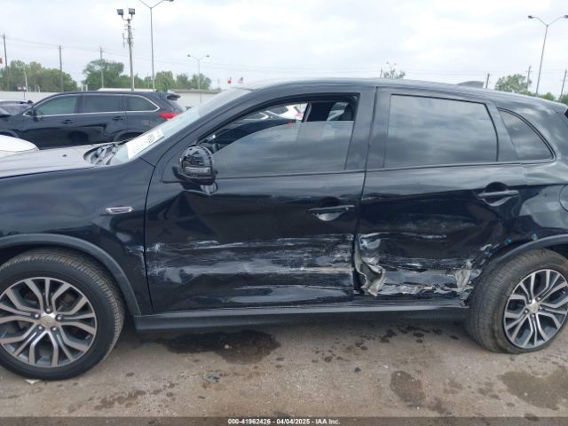 JA4AP3AU0HZ050028 Mitsubishi Outlander Sport 2.0 Es