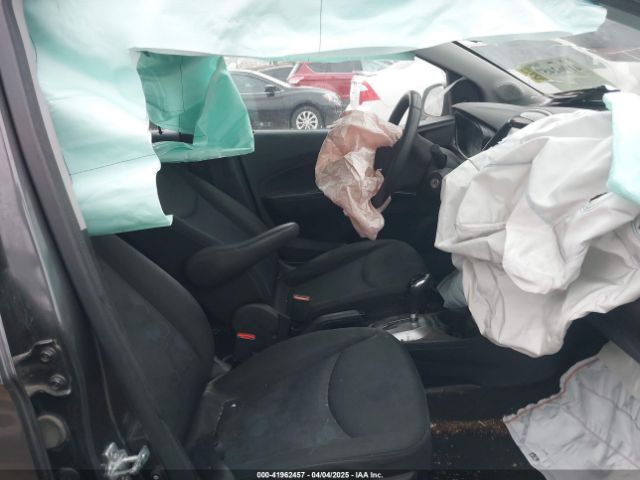 KL8CB6SA4GC584386 Chevrolet Spark Ls Cvt