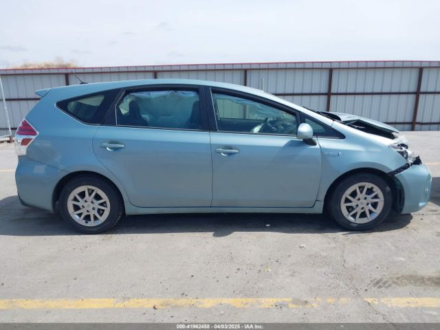 JTDZN3EU3HJ073987 Toyota Prius V Four
