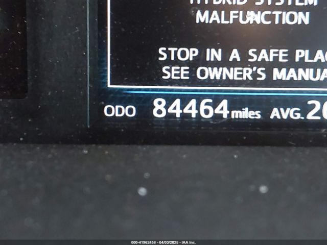 JTDZN3EU3HJ073987 Toyota Prius V Four