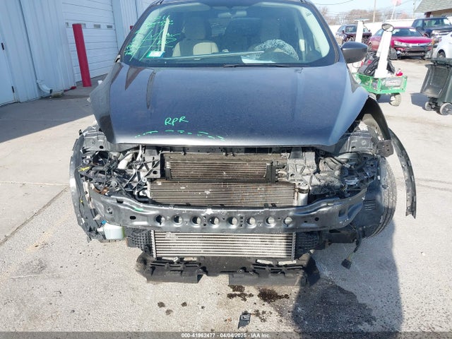 1FMCU9G96KUB83387 Ford ESCAPE SE