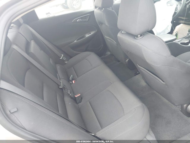 1G1ZD5ST7NF163788 Chevrolet Malibu Fwd Lt