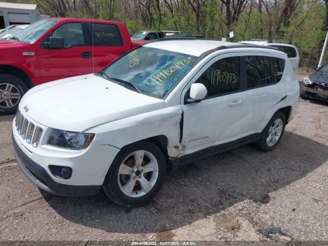 1C4NJDEB1GD616457 Jeep Compass Latitude