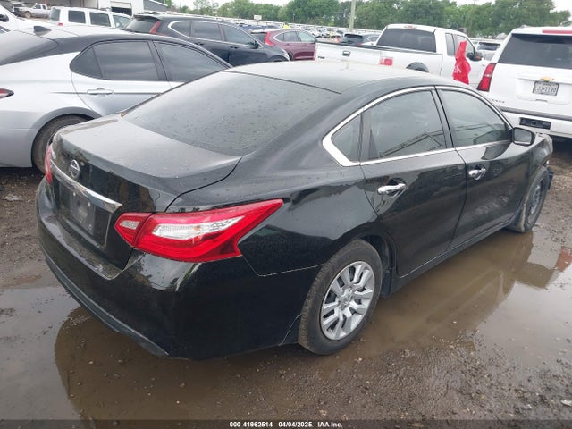 1N4AL3AP1HN364313 Nissan Altima 2.5 S