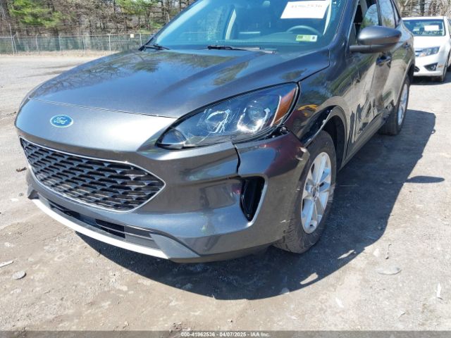 1FMCU9G63LUA27153 Ford ESCAPE SE