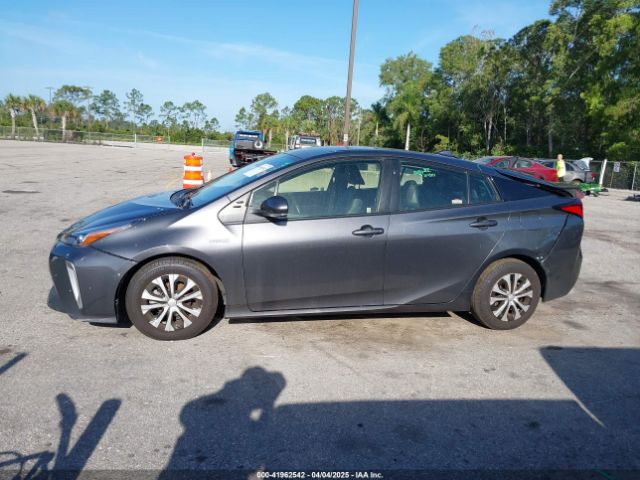 JTDL9MFU6M3026191 Toyota Prius Xle Awd-e