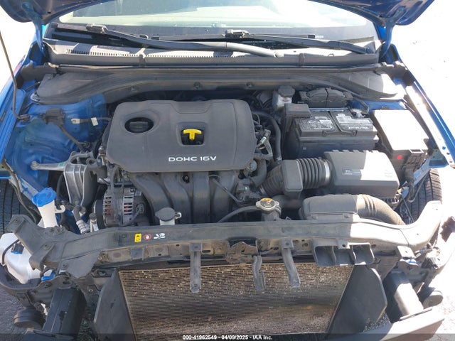 5NPD84LFXJH300604 Hyundai ELANTRA SEL