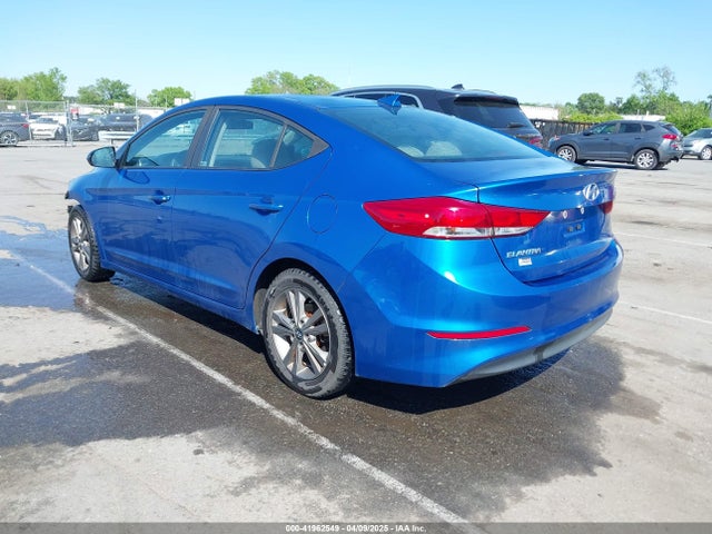 5NPD84LFXJH300604 Hyundai ELANTRA SEL
