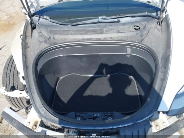 5YJ3E1EAXJF108781 Tesla Model 3 Long Range/mid Range